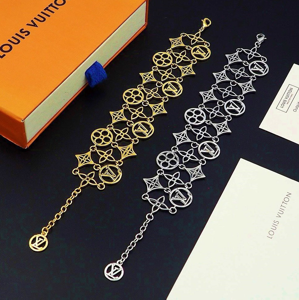 Vintage Lace Monogram Chain Bracelet