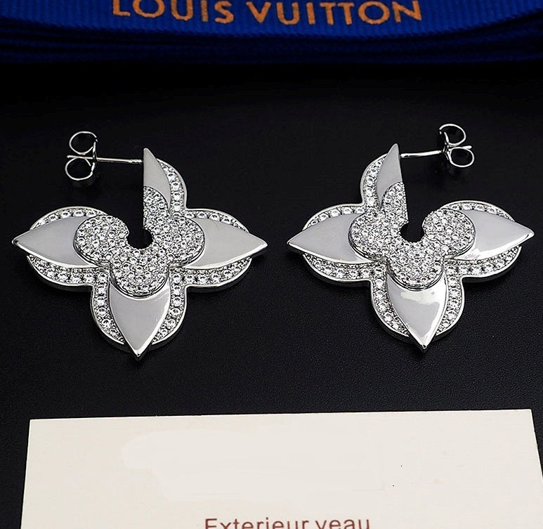 Crystal Flower Medaillon Earrings