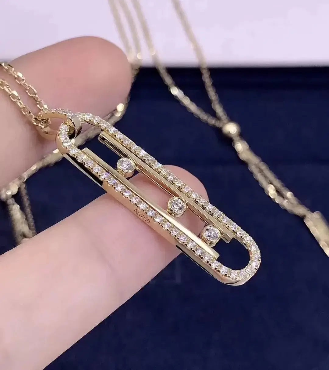 Moving 3 Diamond Oval Paved Necklace