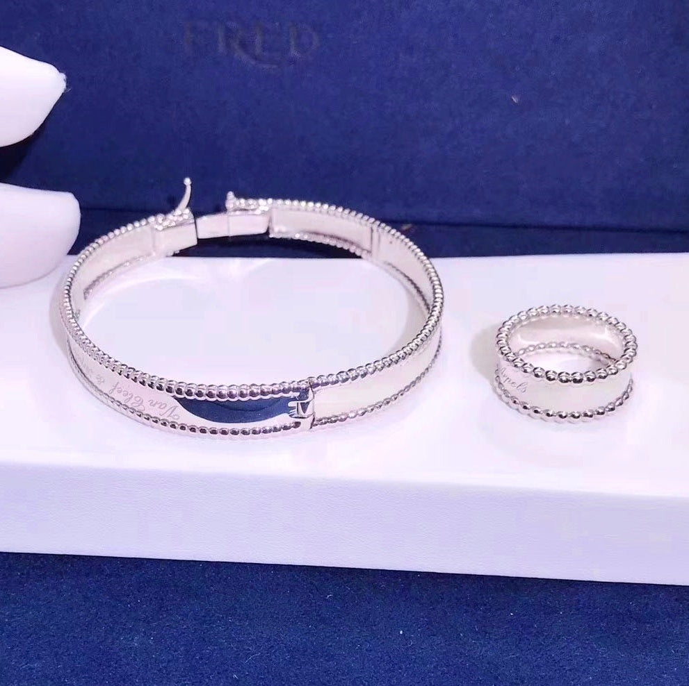 Stunning Perlee Signature Bracelet And Ring Set